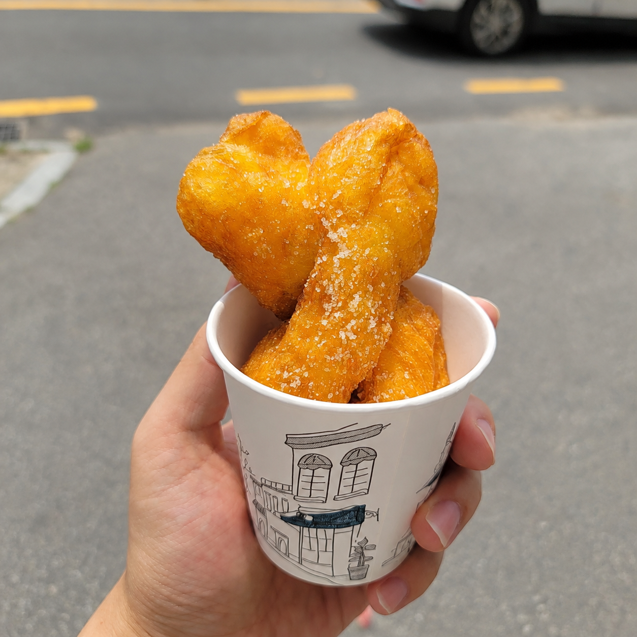 찹쌀꽈배기 배달앱 완성 사진