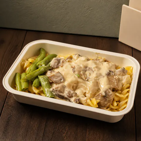 치킨 버섯 크림 푸실리 배달앱 음식사진
